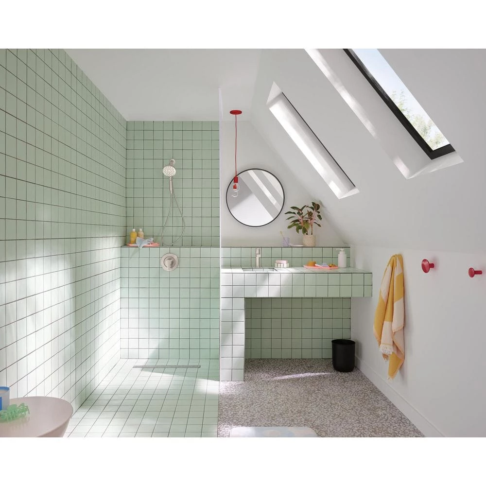 MOEN Verso Magnetix 8-Spray Patterns with 1.75 GPM 5 in. Wall Mount Handheld Shower Head Infiniti Dial in Brushed Nickel 8 MOEN Verso Magnetix 8-Spray Patterns with 1.75 GPM 5 in. Wall Mount Handheld Shower Head Infiniti Dial in Brushed Nickel - Image 8